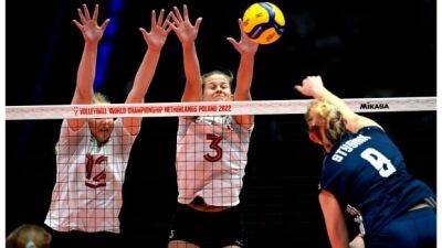 Canada suffers heartbreaking loss to host Poland at women's volleyball worlds - cbc.ca - Canada - Poland