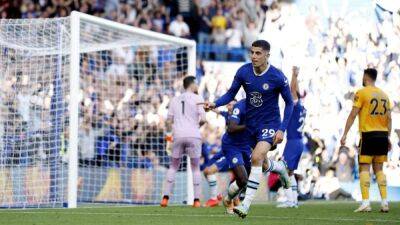 Soccer-Chelsea stroll past Wolves to continue winning run under Potter
