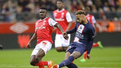Soccer-Ramos sees red as PSG concede draw at Reims in Ligue 1