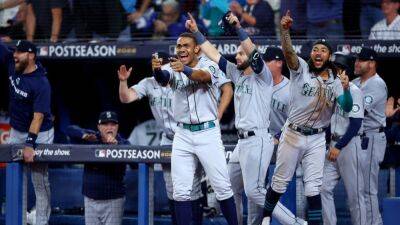 Mariners into ALDS after improbable comeback completes sweep of Blue Jays