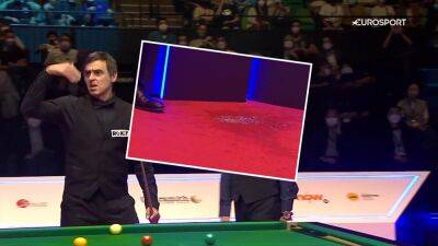 'A break we weren’t expecting!' – Ronnie O’Sullivan smashes glass during Hong Kong Masters final