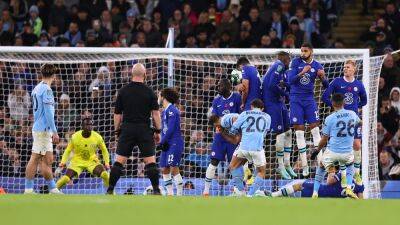 League Cup specialists Manchester City brush Chelsea aside