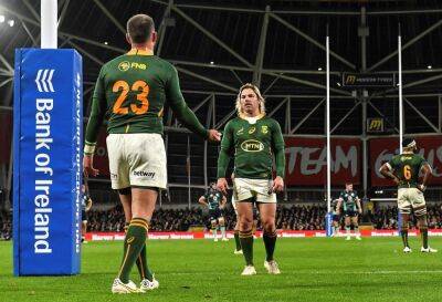 Faf eager to kick goal for Boks, but happy for Kolbe and Willemse to take charge