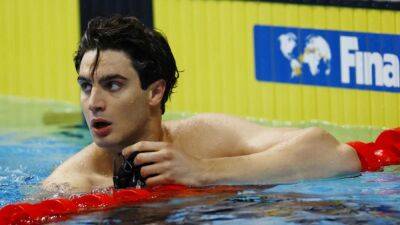 Italy's Zazzeri paints swimming pool as he longs for return to water