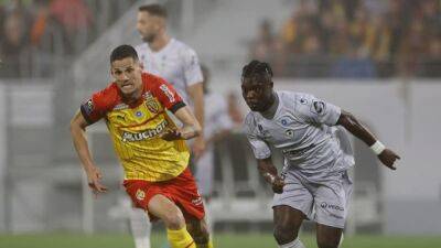 Lens consolidate second place with another home win