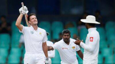 South Africa recall batsman De Bruyn for Australia test series