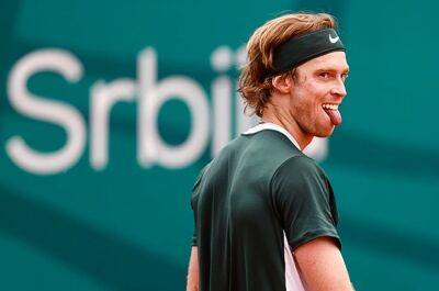 Rublev wins Russian showdown with Medvedev at ATP Finals - news24.com - Russia - Ukraine - Dubai - county Green - Greece