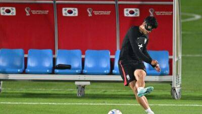 Masked Son will play in Korea's World Cup opener, says ex-skipper