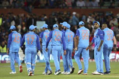 India cricket board sacks selectors after World Cup exit