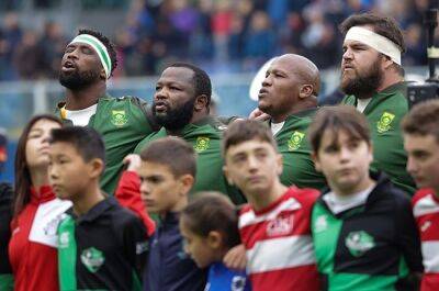 'Slow', 'depressing' SA national anthem leaves Springbok fans amused on social media - news24.com - Italy - South Africa