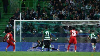 Randal Kolo Muani - Soccer-Eintracht stage 2-1 comeback win over Sporting to qualify - channelnewsasia.com - France - Portugal -  Lisbon