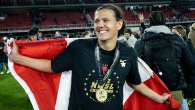 Christine Sinclair to play another season with NWSL champion Portland Thorns