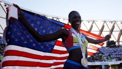 Athletics-Olympic, world 800m champion Mu to train with Kersee