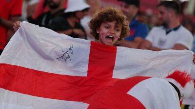 England fans enjoy their day in the sun at World Cup opener - channelnewsasia.com - Qatar -  Doha