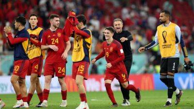 Spain hammer Costa Rica 7-0 in perfect World Cup start