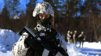 Finland and Sweden step up military aid to Ukraine ahead of winter