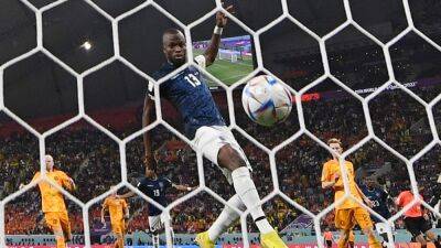Enner Valencia earns Ecuador share of spoils with the Netherlands to eliminate Qatar