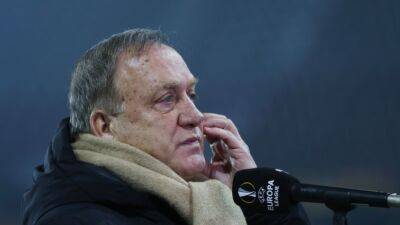 Advocaat comes out of retirement again to help struggling home town club