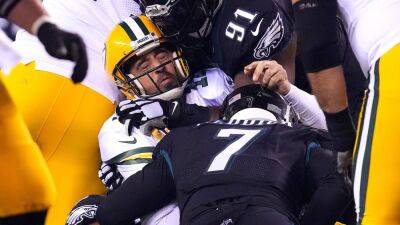 NFL: Jalen Hurts piles pain on Packers, Saints held scoreless
