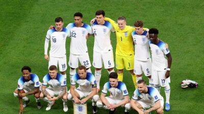 Wales v England clash splits border village down the middle - channelnewsasia.com - Britain - Qatar -  Doha - county Cross