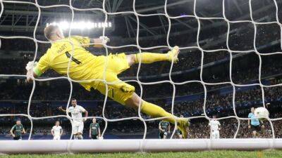 Asensio shines as Real thump Celtic to top group