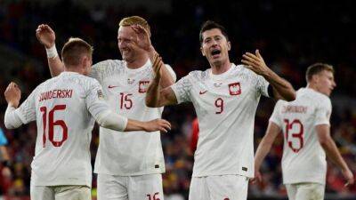 All hands on deck as Poland look to restore Lewandowski's prowess