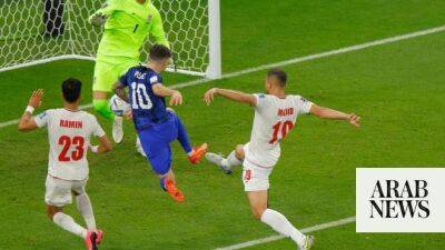 Christian Pulisic - Eden Hazard - Group A - US beat Iran 1-0 to reach World Cup last 16 - arabnews.com - Qatar - Belgium - Netherlands - Usa - Mexico -  Doha - Senegal - Iran - Saudi Arabia - Ecuador