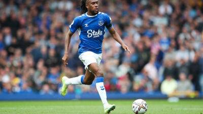 Iwobi to rank among Everton’s highest earners with new five-year contract