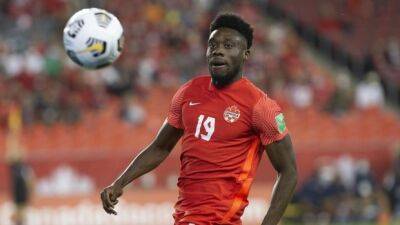 Canada's Davies suffers hamstring injury ahead of World Cup