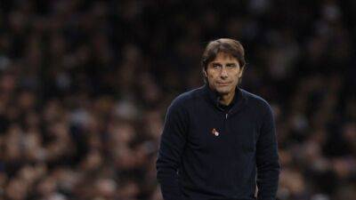 Antonio Conte - Tottenham boss Conte disappointed at fans' booing - channelnewsasia.com - Italy