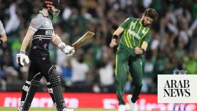’Sky’s the limit’: Azam finds form to power Pakistan into T20 final