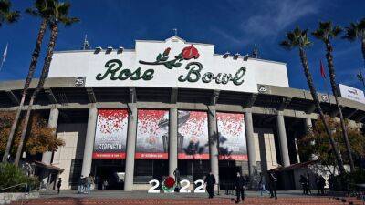 Source - Rose Bowl agrees to amended deal allowing for early CFP expansion - espn.com