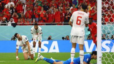 Morocco lead Canada 2-1 at the break after goalkeeping howler