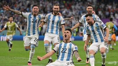 Argentina beat Netherlands on penalties to reach World Cup semi-finals