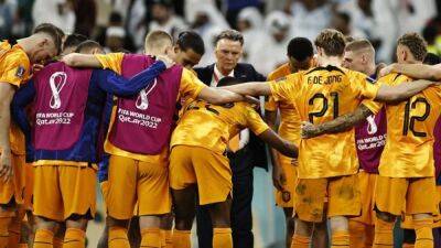 Van Gaal hails effort of players and bemoans penalty misses