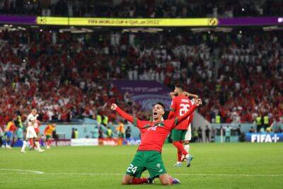 Cristiano Ronaldo - Fernando Santos - Romain Saïss - Yassine Bounou - Morocco stun Portugal to become first ever African World Cup semi-finalists - news24.com - Qatar - France - Belgium - Spain - Portugal -  Santos - Morocco