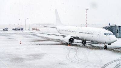 Flights to and from the UK disrupted by winter weather