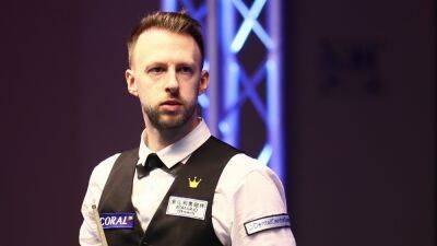 Judd Trump into English Open quarter-finals as Ronnie O'Sullivan bows out