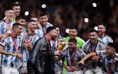 Messi makes post World Cup win promise, vows to continue playing for Argentina