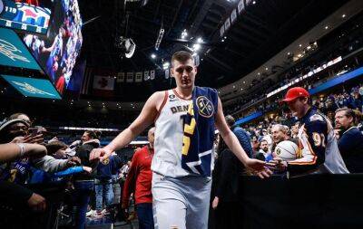 Jokic's 40-point triple-double carries Nuggets, Nets and Warriors win