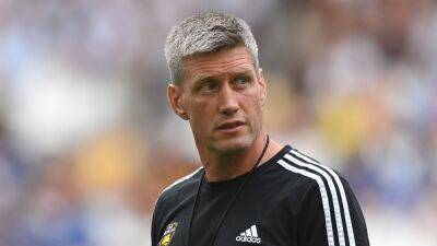 Ronan O'Gara to stay at La Rochelle despite England talks
