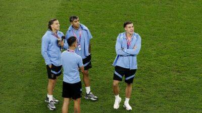 Uruguay opt for Suarez against Ghana in re-run of 2010 showdown