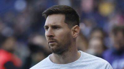 Messi extends contract with PSG - report