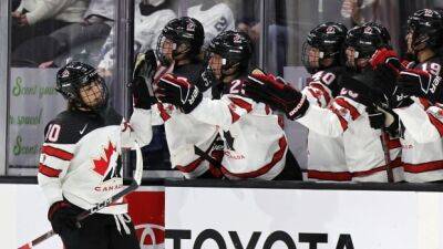 Brianne Jenner - Hockey Canada strikes 1-year athlete agreement with women's national team - cbc.ca - Denmark - Canada - Beijing