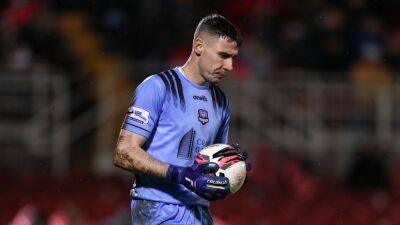 Bohs signs goalkeeper Dennison from Longford