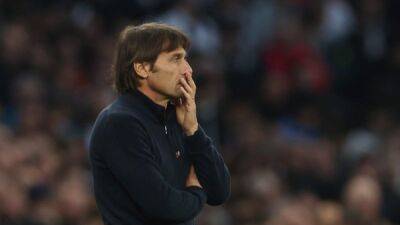 Conte says Tottenham will take advantage of opportunities to strengthen squad