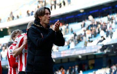 Thomas Frank - Brentford - Frank signs new Brentford deal until 2027 - beinsports.com - Manchester