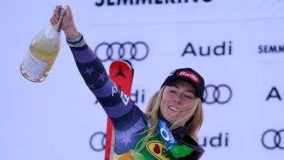 Mikaela Shiffrin wins 1st giant slalom in over a year, inching closer to all-time record