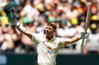 No retirement plans for hungry Warner after double ton