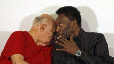 Pele's World Cup-winning team mates remember a 'player from another planet'